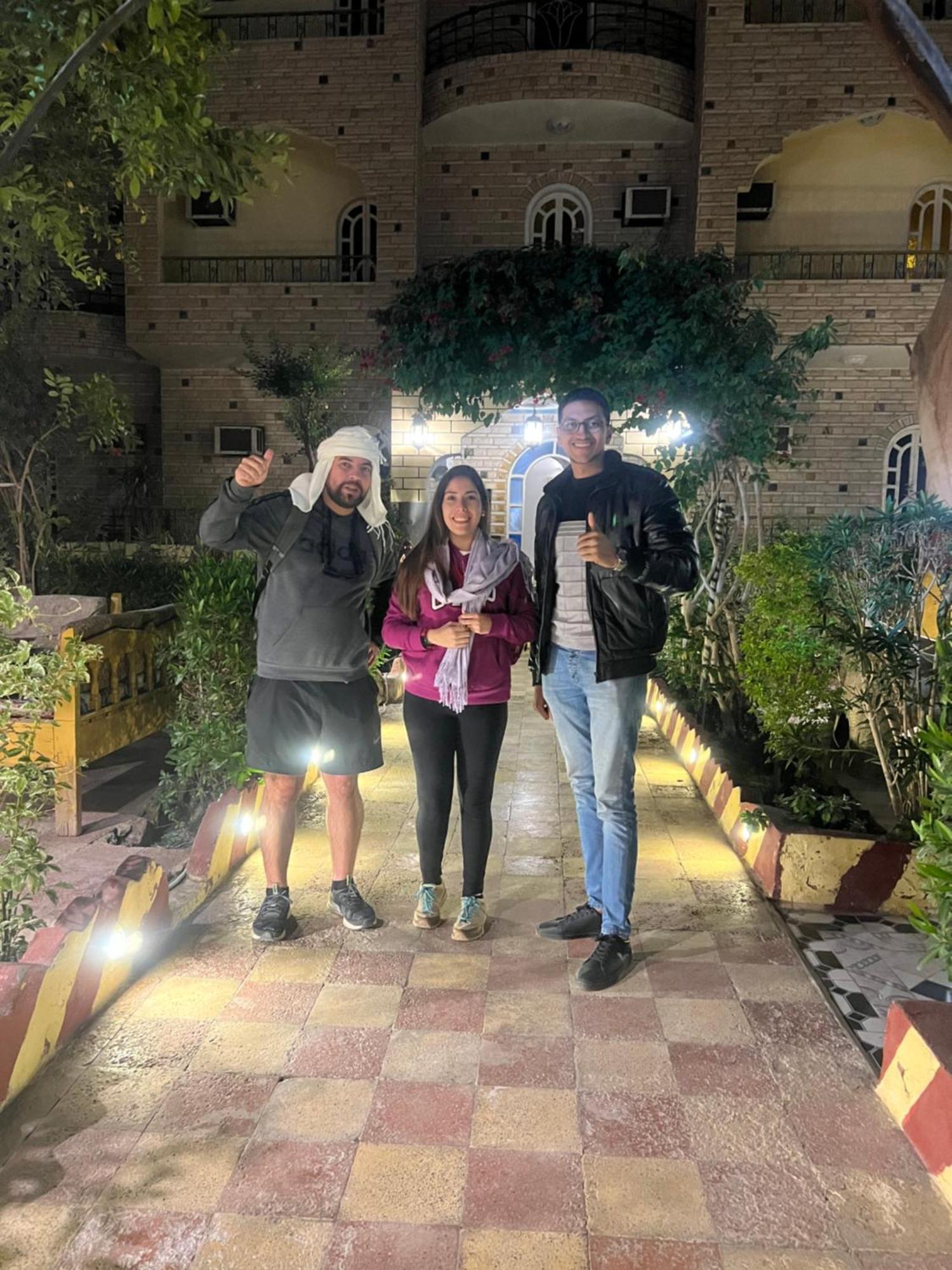 Elphardous Hotel Luxor Eksteriør billede